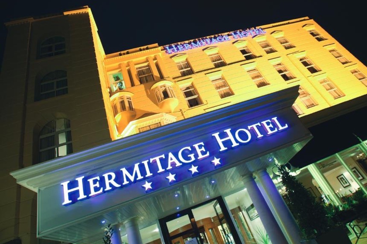 The Hermitage Hotel Bournemouth exterior at night